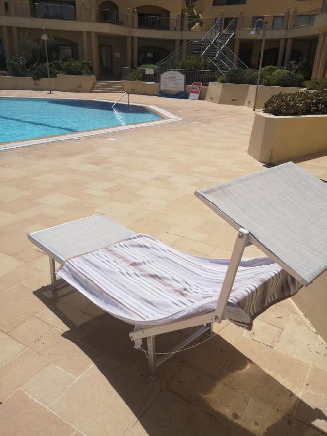 Spacious Luxurious Apartment With Seaview Mellieħa Exterior foto