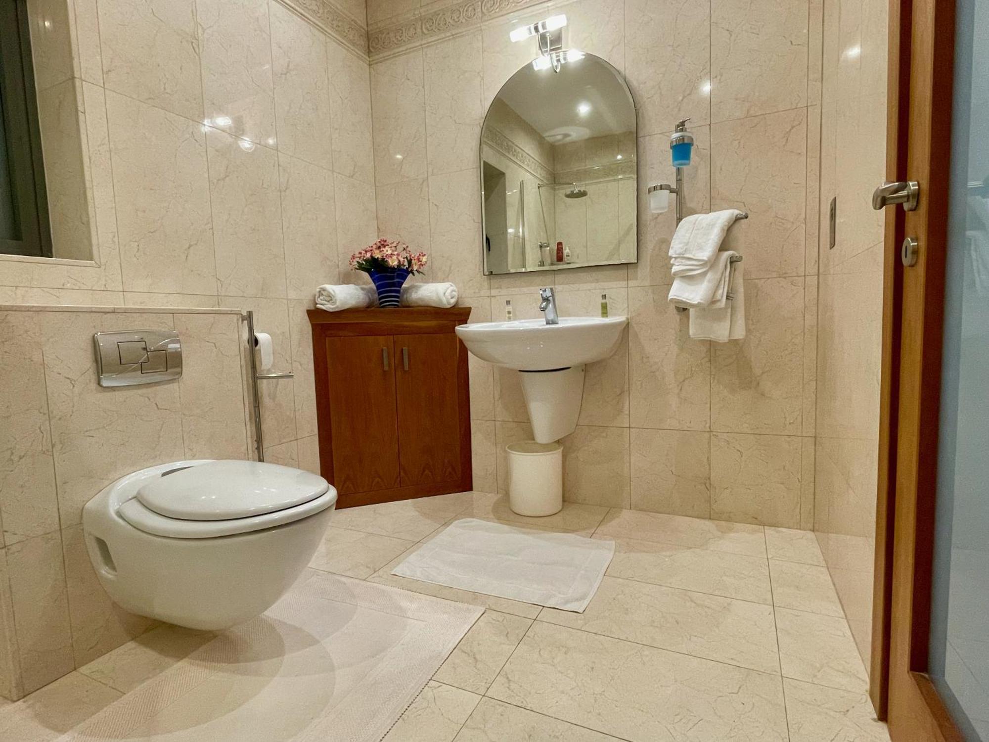 Spacious Luxurious Apartment With Seaview Mellieħa Exterior foto